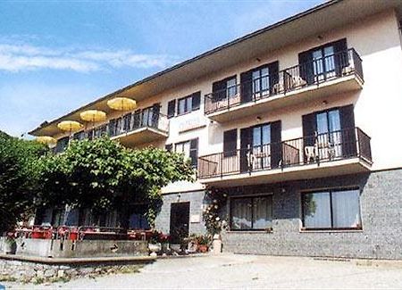 Hotel La Capannina Massino Visconti Екстер'єр фото